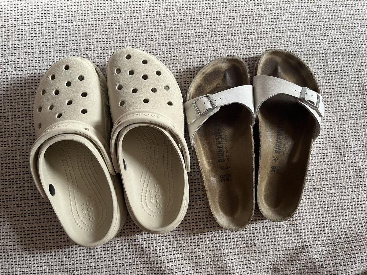 hijellee's tweet photo. ปล่อยต่อ CROCS Platfrom Size W8(24.5) ปล่อย 700 รวมส่งค่า 
#ส่งต่อเสื้อผ้า #ส่งต่อเสื้อผ้ามือสอง #เสื้อผ้ามือสอง #ส่งต่อเสื้อผ้ามือ2 #vghbkk #bemingbkk #cintageshop #stylistshop #ส่งต่อcintage #โล๊ะตู้ #ส่งต่อstylist #เสื้อผ้ามือสองสภาพดี #crocsthailand https://t.co/YORug4oyT6