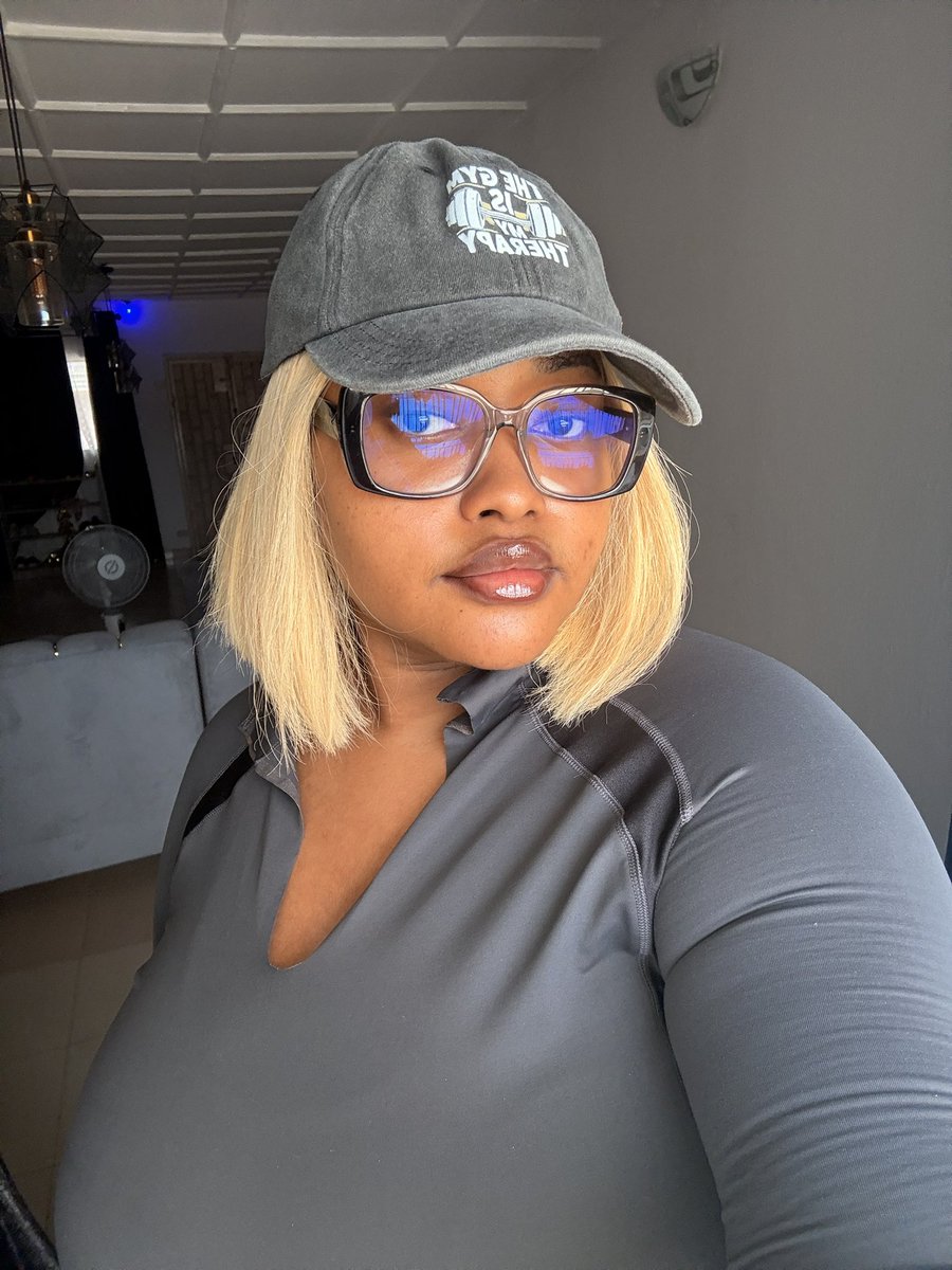 ADAEZE👩🍳👸-THE BLUEPRINT/ODOGWU OF BANANA BREAD tweet media