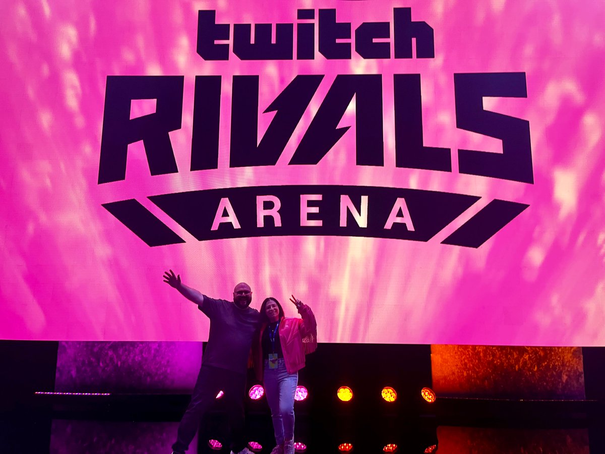 MCChampionship_'s tweet photo. ONE HOUR TO GO! 

who's HYPED (me, I am!!!) https://t.co/ds2uU1PCi5