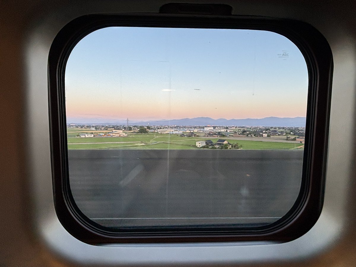 ki_Non's tweet photo. 帰りはグランクラス！！！
めちゃくちゃ快適…このまま大阪まで連れてってほしい…… https://t.co/LXrHOcloyq