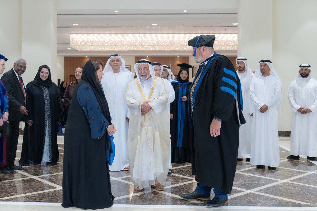 HHShkDrSultan's tweet photo. حضور حفل تخريج طلبة أكاديمية الفنون الأدائية بجامعة الفنون في الشارقة - دفعة عام 2026
Attending the graduation ceremony of Sharjah Performing Arts Academy Class of 2026 students at the University of the Art in Sharjah https://t.co/H72nQFUW7v