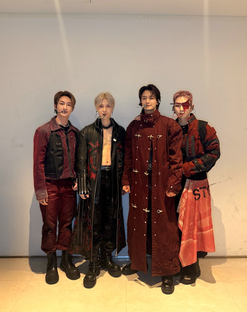 SHINee tweet media