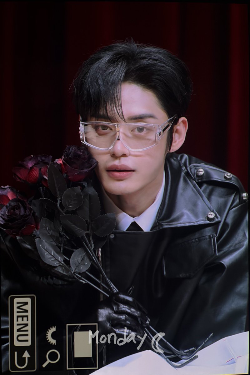 monday_981214's tweet photo. 260531

#김지웅 #KIMJIWOONG #キムジウン #金地雄 #ZEROBASEONE #ZB1 #제로베이스원 https://t.co/UTczHo7TAN