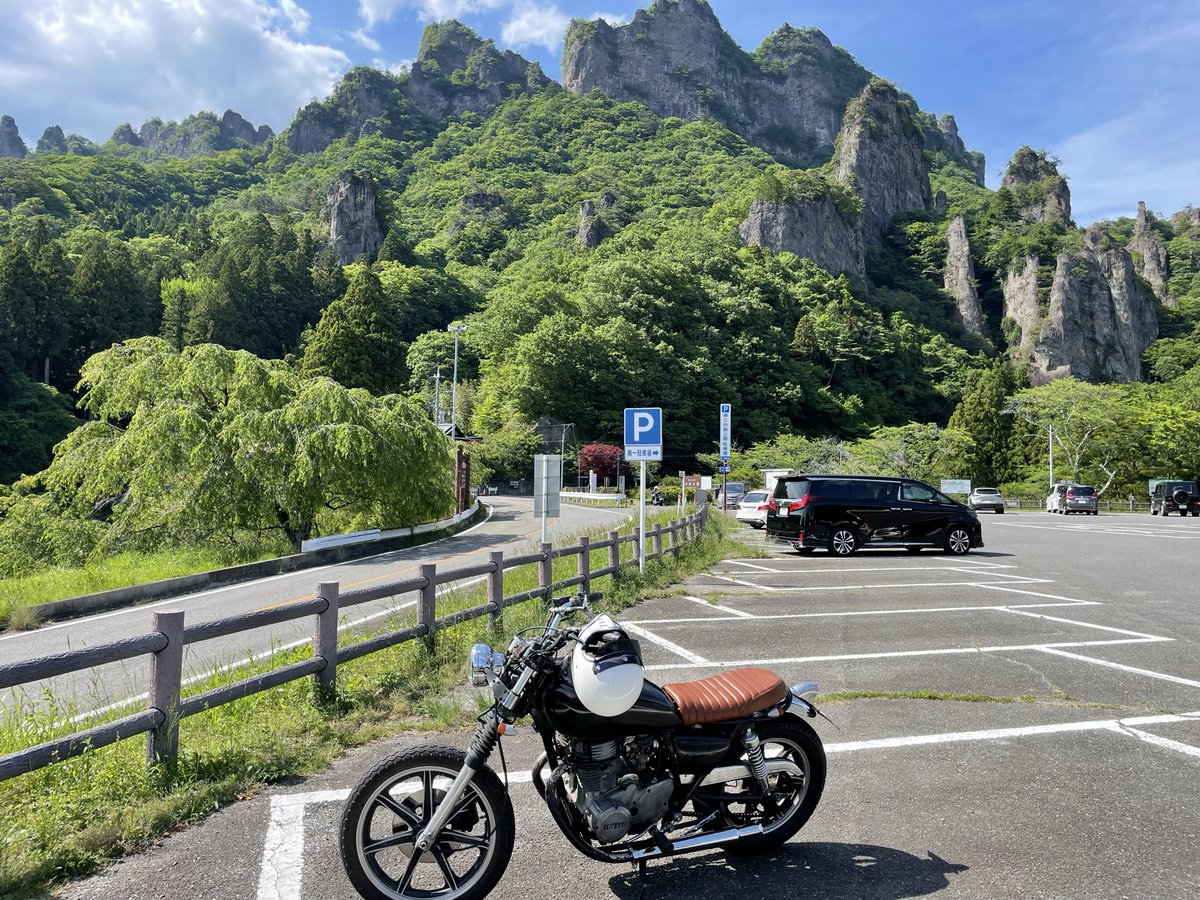 tetsu1167's tweet photo. プチツーリング行って来た。
天気いい☀️XS調子いい
#XS250XS400 https://t.co/6hy7BonSob