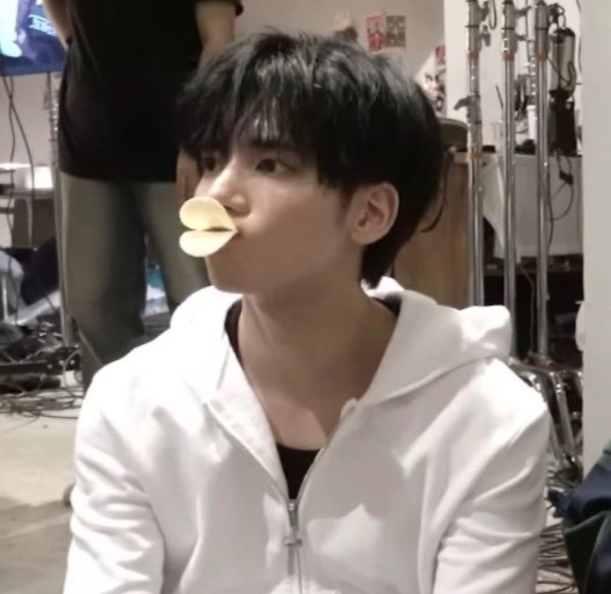 뚜두 tweet media