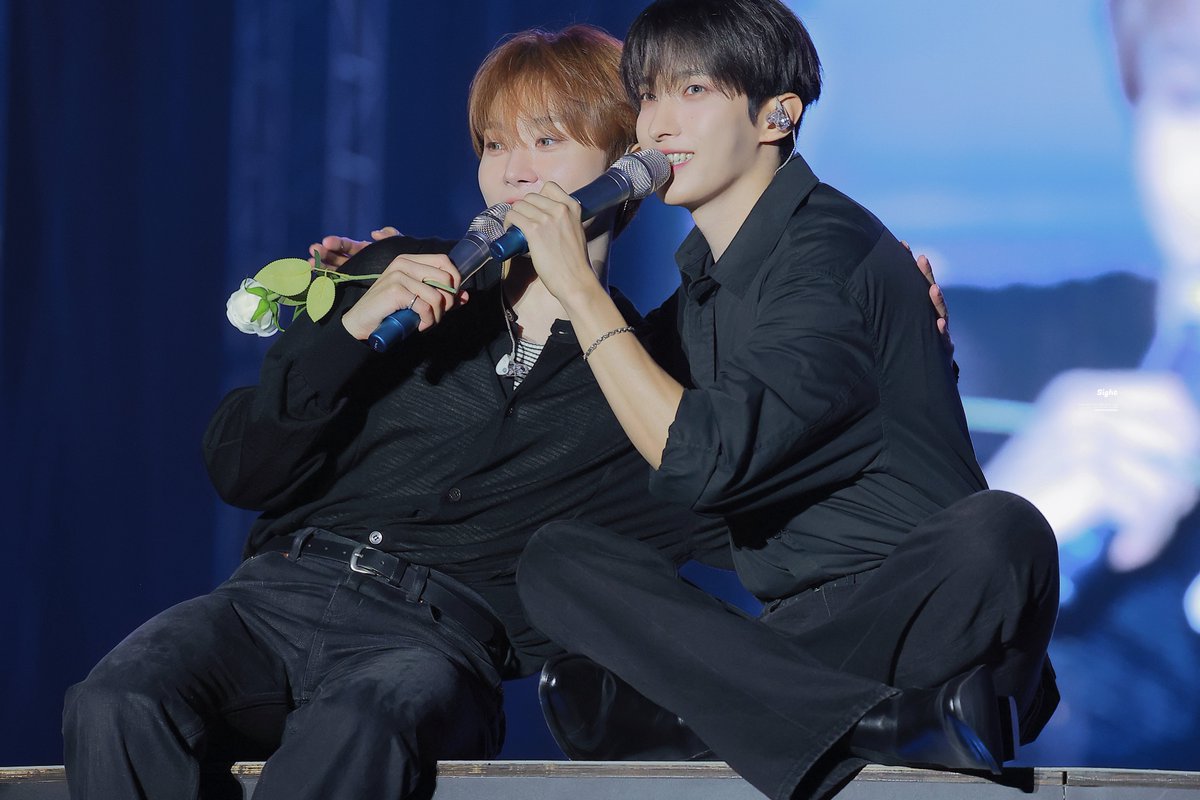 sight_svtsk's tweet photo. 260531
메보즈 FOREVER🤍
#부승관 #승관 #SEUNGKWAN #スングァン #세븐틴 #SEVENTEEN https://t.co/JpHazdkwvP