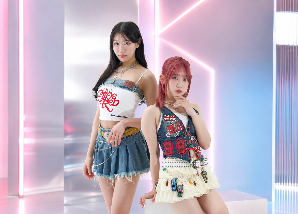 WHA2THEBEAT's tweet photo. 🌐W2B information🌐
“WHA2THEBEAT-”2026 SS 新グループヴィジュアル公開
WHA2THEBEAT-(ワァッツザビート)
L→R・Airi/Yui
#W2B #ワァッツザビート #アイドル #ダンスヴォーカル
#ガールズグループ #WHA2THEBEAT #WASABE
#新ヴィジュアル https://t.co/3SFTRDY7rB
