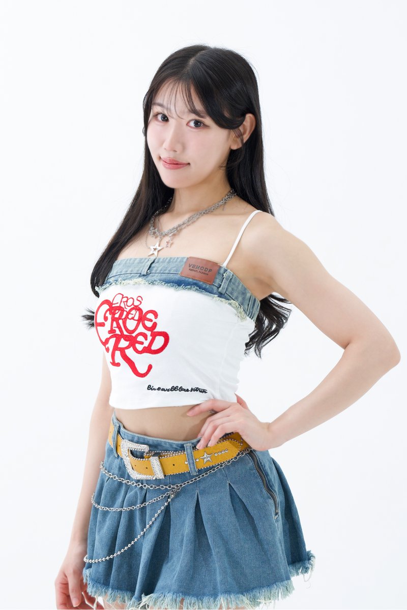 WHA2THEBEAT's tweet photo. 🌐W2B information🌐
“WHA2THEBEAT-”2026SSメンバーヴィジュアル公開
【name】Airi | アイリ
【Position】Vo & Dance
【color】 CARMINE RED
【number】9
#W2B #ワァッツザビート #アイドル #ダンスヴォーカル
#ガールズグループ #WHA2THEBEAT #WASABE
#新ヴィジュアル https://t.co/DNX5ZjFn5B