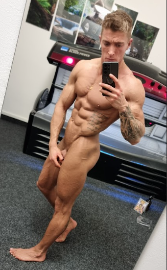 zahryvip's tweet photo. Good morning… but it would hit way better if someone was right here with me 😏 This kind of mood isn’t meant to be handled solo. https://t.co/czknAwWCjv https://t.co/BP3riVEcMT
