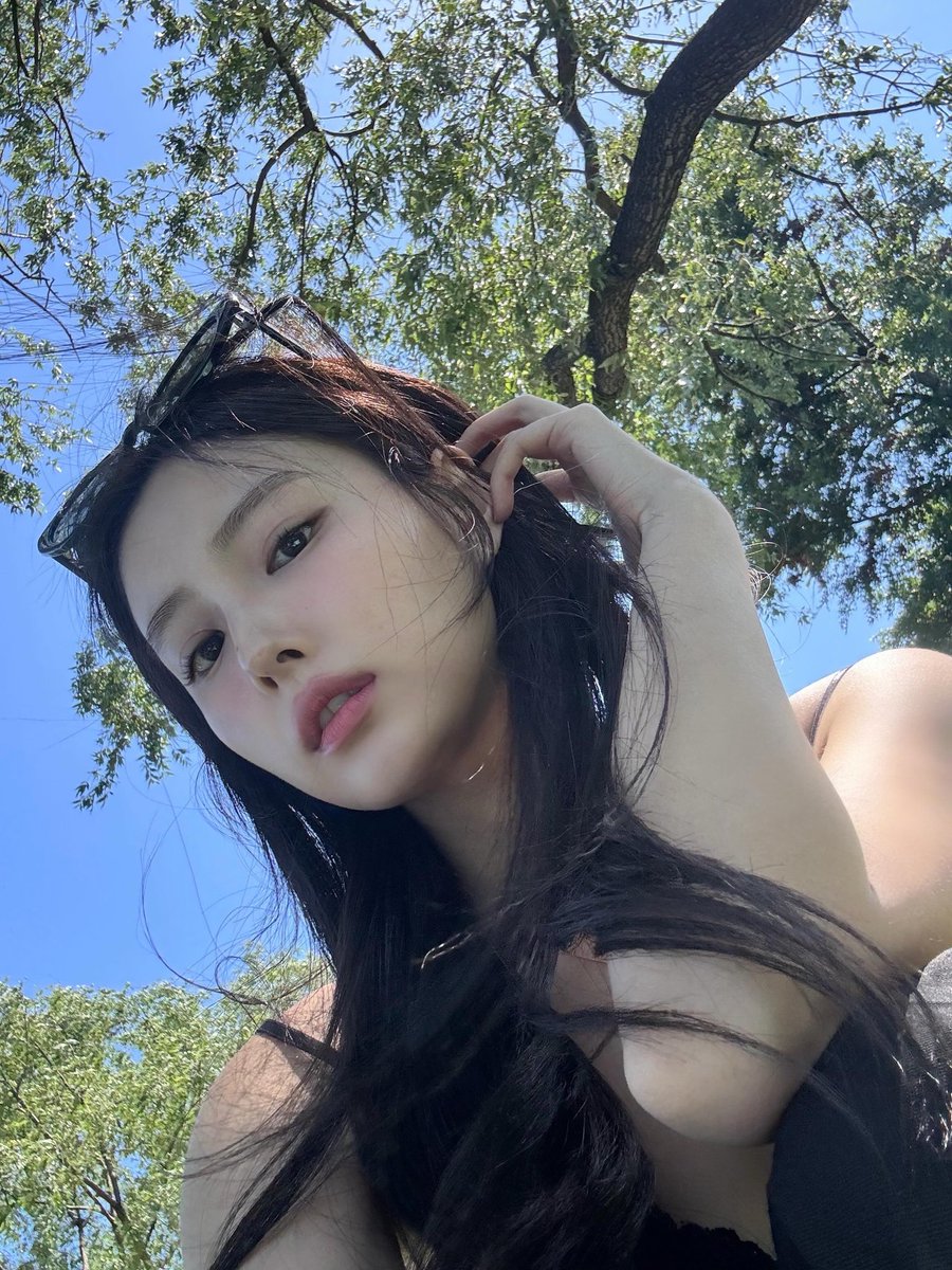 hyewonpics's tweet photo. hyemhyemu ig update ♡ https://t.co/pcE429fx9S