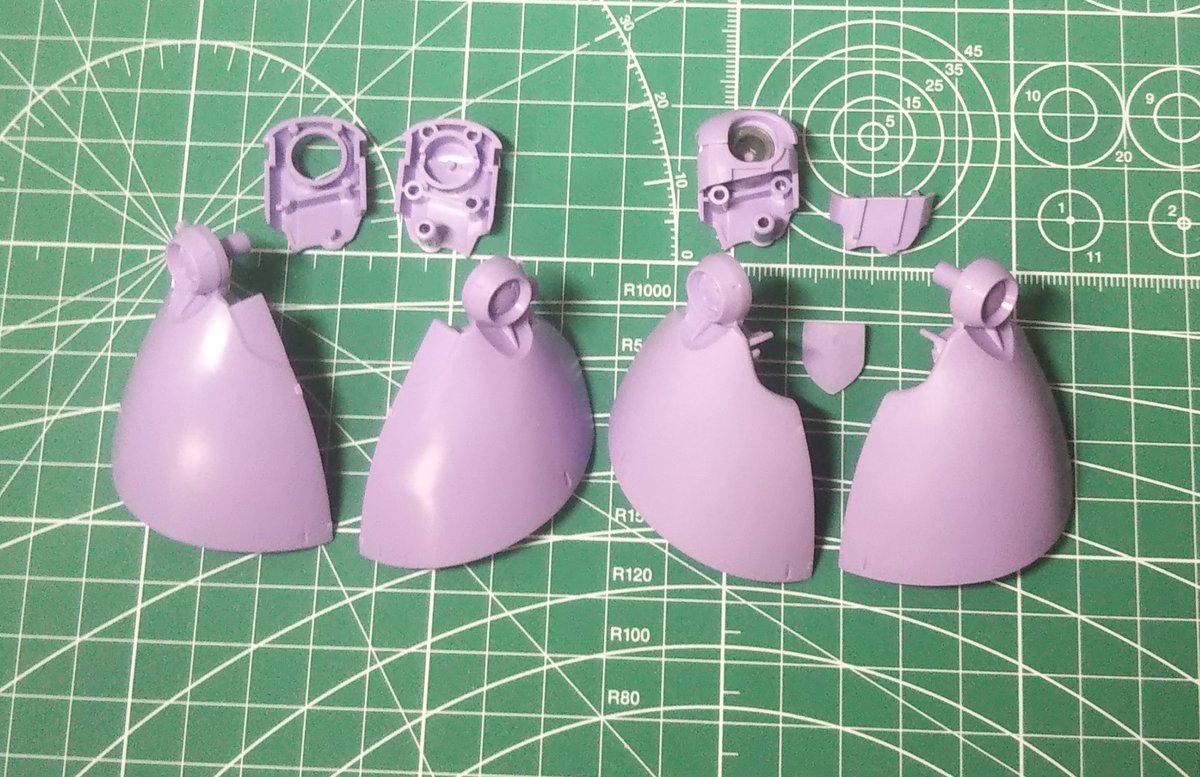maki6ma2a's tweet photo. HGUCドムを作り始めました

パーツ切り出し後、足回りの後ハメ加工から

#ガンプラ https://t.co/w0ou76MLOK