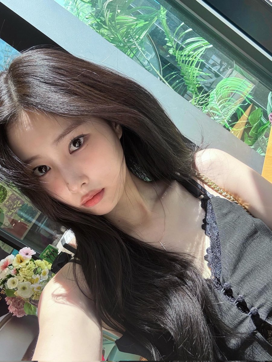hyewonpics's tweet photo. hyemhyemu ig update ♡ https://t.co/Df3xai9yhJ