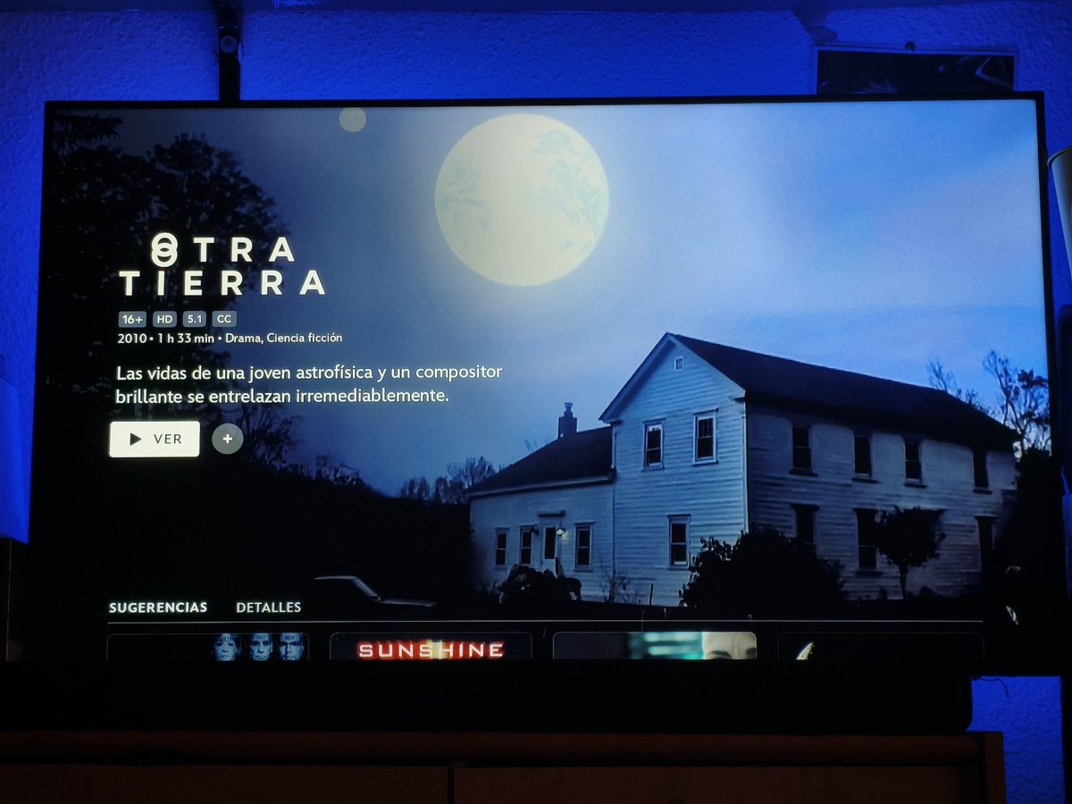 JuviCinefilo's tweet photo. Tras la recomendación en mayúsculas de mi gran amigo @ElPare89, procedo a ver "Otra tierra" (2010), en #DisneyPlus.

No tengo ni la menor idea de qué trata, pero ya con la portada me llama la atención.
Pondré mi opinión esta tarde de la película. 🧐 https://t.co/GveXSR2Ckv