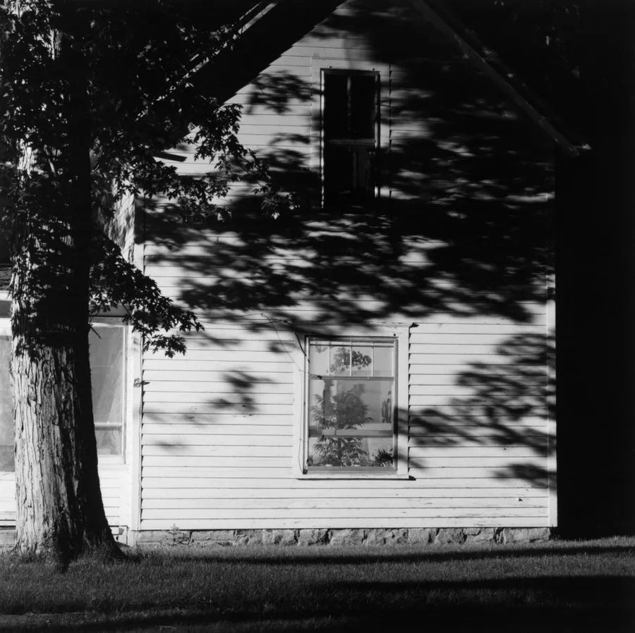 LKpaddy's tweet photo. good morning 

Robert Adams •
Berthoud, Colorado, 1976 https://t.co/CwUjyzVx2P