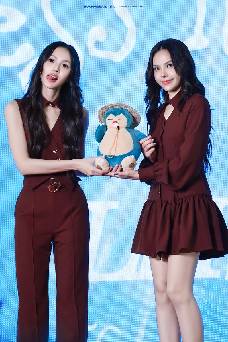 BunnyBear1819's tweet photo. 260530

🐨🐰

#LMSYMay30SHANGHAIDuoFansign
#LMSY2026FirstChinaDuoFansign
#ลูกหมีซอนญ่า #LMSY https://t.co/mjninoaQj4