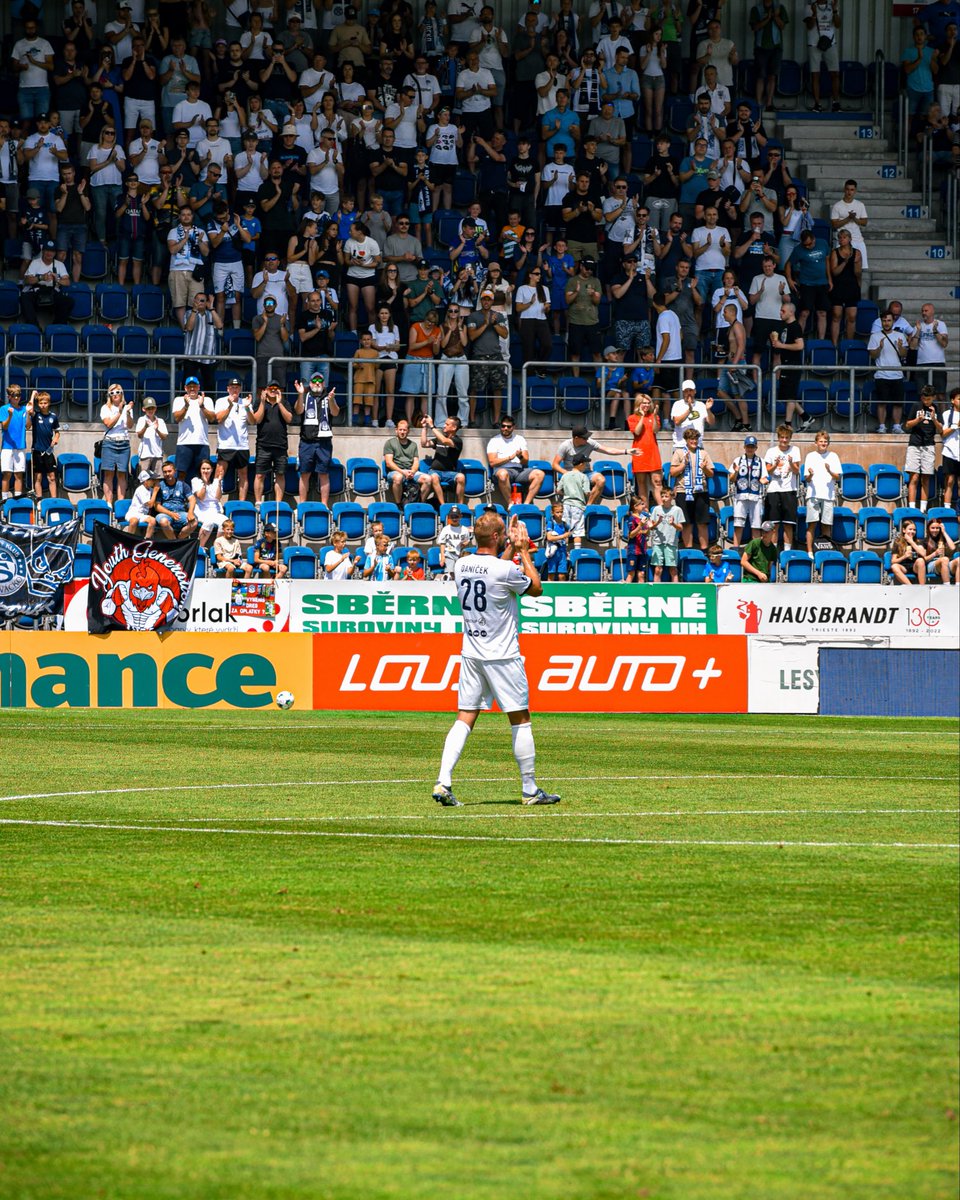 1_FCS's tweet photo. Vlasto, děkujeme za vše! 💙🤍 https://t.co/PN4Xc6YQuI