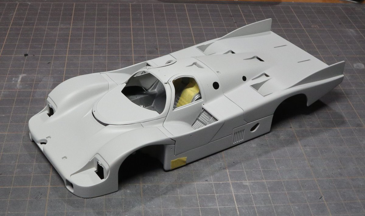 fun_to_modeling's tweet photo. ボデーの合わせとりあえず完了。
#All_That_Competition_Car2026
#Cカーandルマンカーコンペ2026
#CLAYmodels
#PORSCHE_956 https://t.co/k1YCcuRYax
