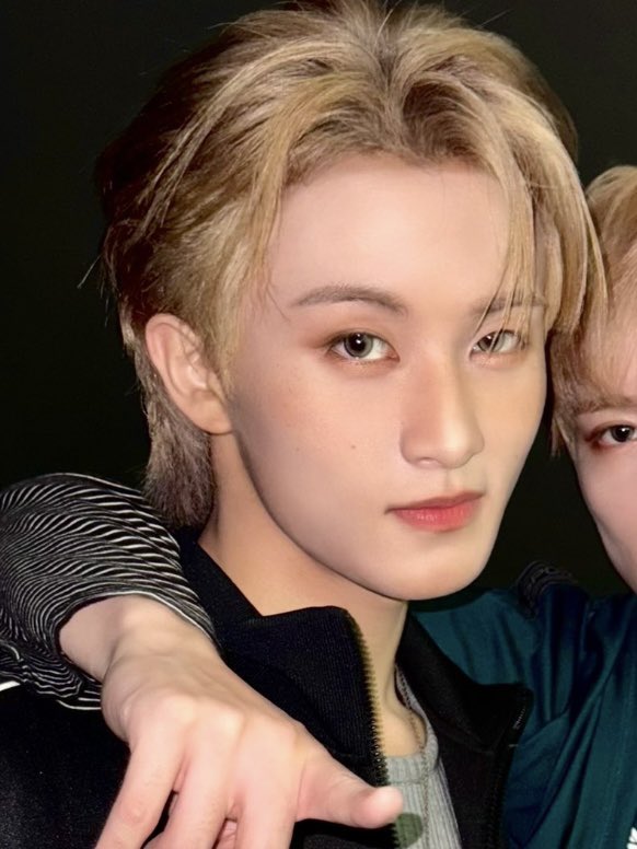 이마크 얼굴 tweet media