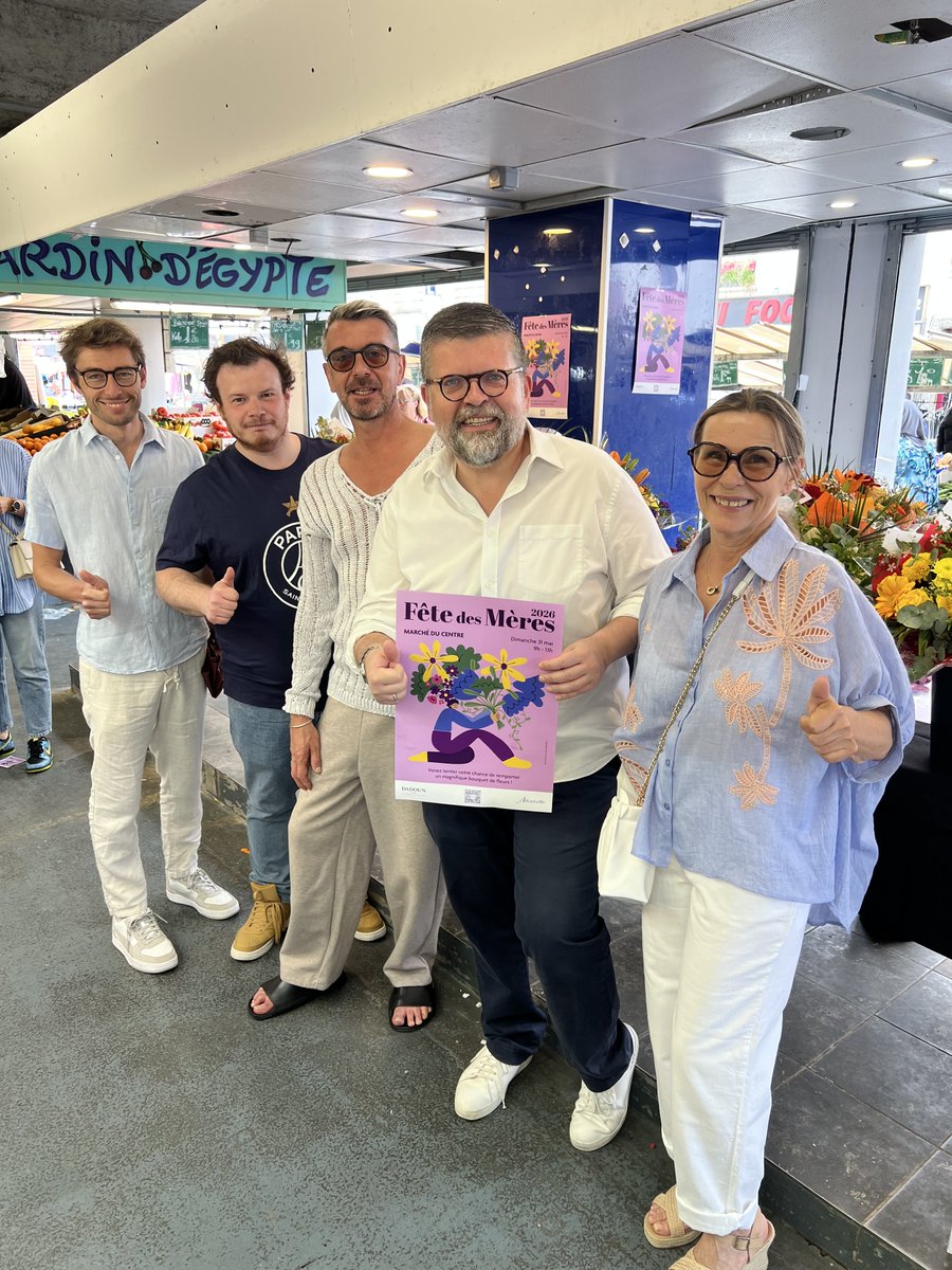 luccarvounas's tweet photo. Aujourd’hui avec notre délégataire #Dadoun nous avons célébré les mamans avec un beau tirage au sort de bouquets de fleurs #Alfortville https://t.co/iJYwzn0ZZs