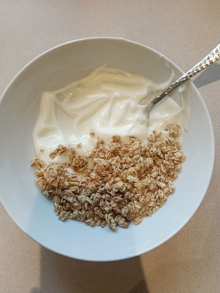 dheyulll's tweet photo. — Greek yoghurt yg enak bgtt tipe ini 👇🏻
💌 https://t.co/tz0tpn4gEo

— Sementara jus canberry yg sering di beli sm kebanyakan orang adalah mrek ini😭🫶🏻
💌https://t.co/x073zrwOqL https://t.co/DIkqJtGZkC