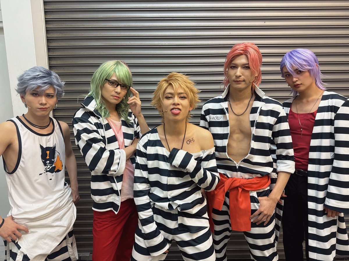 BISHIN_KAWASUMI's tweet photo. 『ラッキードッグ1 on Stage -Bet and Run-』
ラスト・ベルナルドルート。
大千秋楽終了しました。
ご来場いただいた皆様、誠にありがとうございました。

6月14日はコマンダンテ、
ベルナルド・オルトラーニの誕生日🎊

そんな日に、今回の公演のディレイ配信が始まります！お楽しみに！
#舞台ラキド https://t.co/BFXqOUV54K