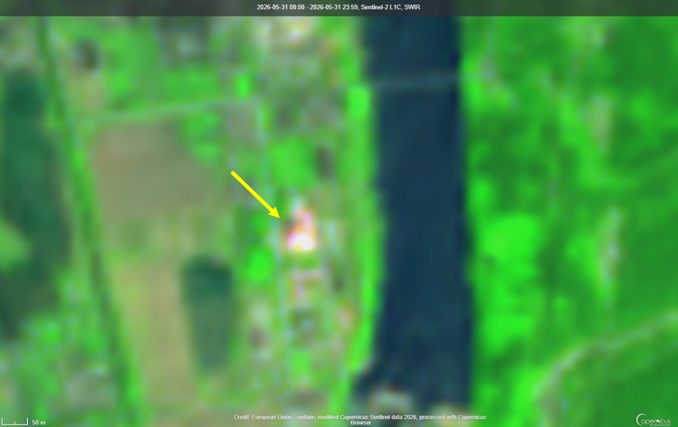 Blackeyesko's tweet photo. Signs have emerged suggesting that North Korea's 5MW nuclear reactor in Yongbyon may be operational. Recently, indications of significant steam emissions have been detected from the reactor.

#Sentinel2 #NorthKorea #NuclearWeaponization #NuclearMonitor https://t.co/XRBRK4etuP