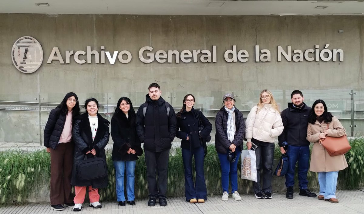 USAL_FLEO's tweet photo. Estudiantes de 3.º y 4.º año de la Licenciatura en Historia de la FHLEO–USAL visitaron el Archivo General de la Nación en el marco de Prácticas I. Participaron de Papeles de libertad y recorrieron las instalaciones del AGN. #USAL #FHLEO #Historia #AGN https://t.co/uulMYuXjOS