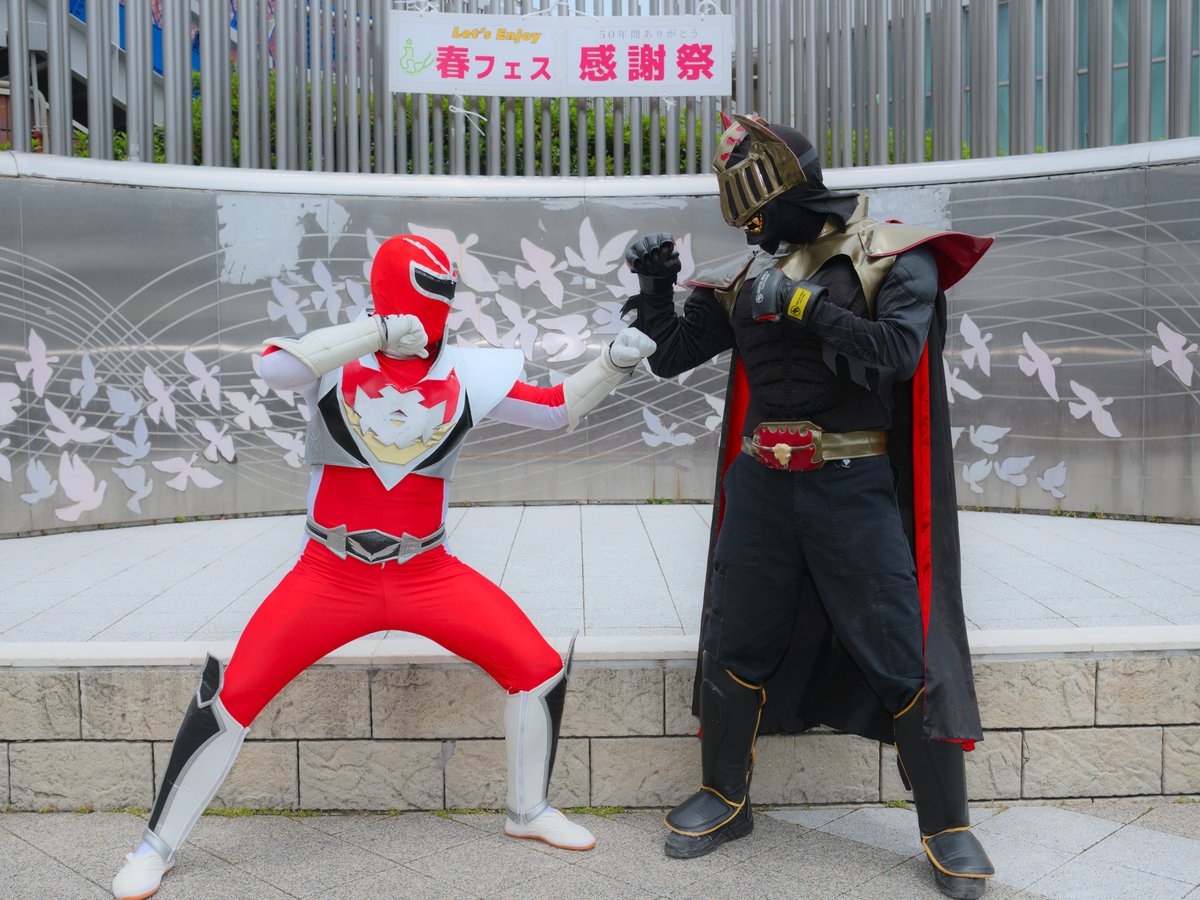 usoeightoo's tweet photo. ガンガラボッス

ガンガラレッド vs. ブラックウォンバッドのボス https://t.co/c0qFEwkss7
