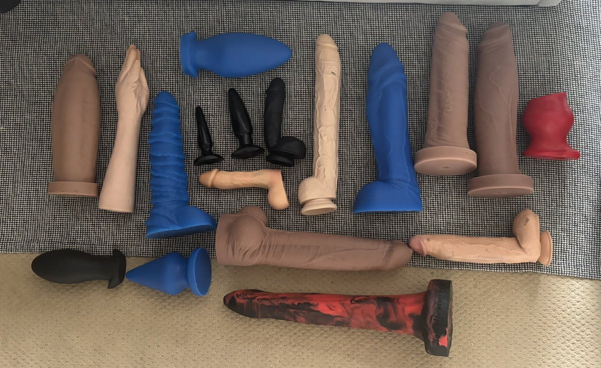 FF_UK_FF's tweet photo. Long overdue toy collection update 
@hankeystoys @ToppedToys @OxBalls @JohnThomasToys https://t.co/IBuJeH99ed