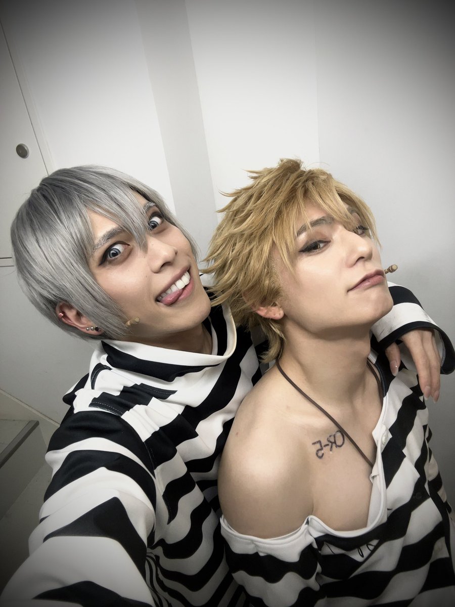 Masahiro_kawai_'s tweet photo. 『ラッキードッグ1 on Stage -Bet and Run-』
大千秋楽終了！！！

舞台ラキドは毎回素敵な景色を見せてくれますね✨
皆さんの応援のおかげです！
本当にありがとうございました！！！

金髪…👅

#舞台ラキド https://t.co/YTQr6wOizp