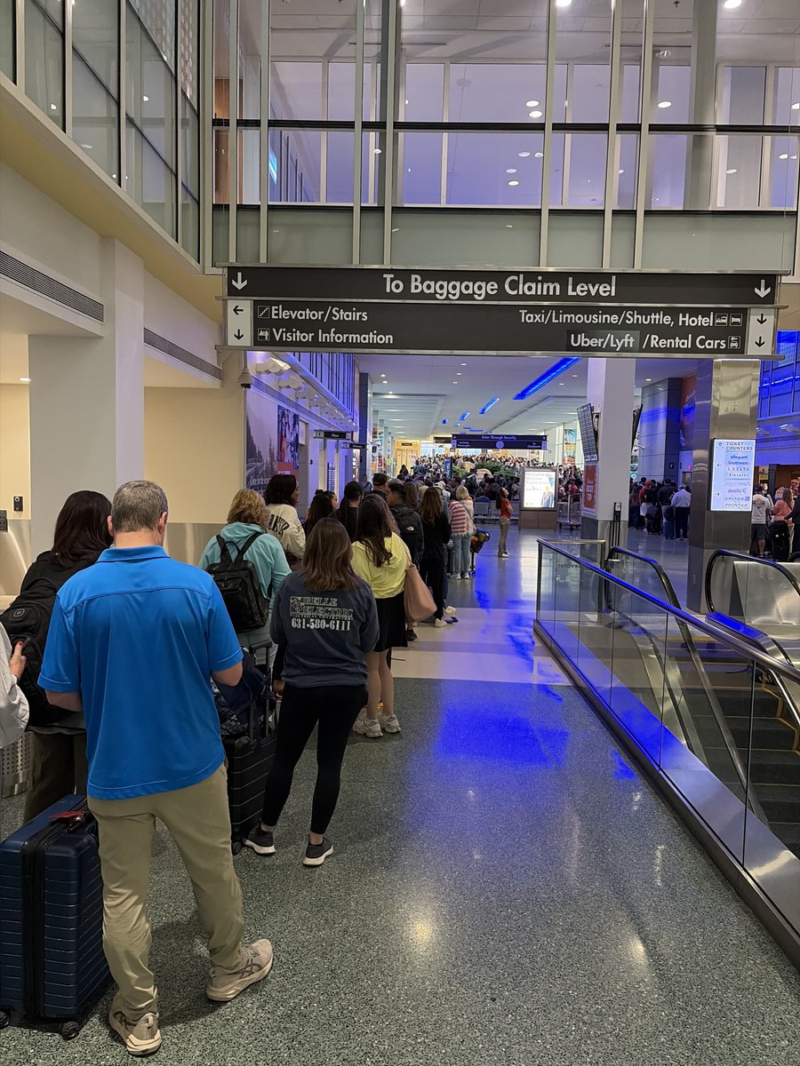 StephenRBell's tweet photo. It’s a little wild at @FlyKnoxville this morning! 

Was in the @TSA #PreCheck for 40 minutes. 

Never seen it like this in Knoxville before! https://t.co/GZXdrhHMjb