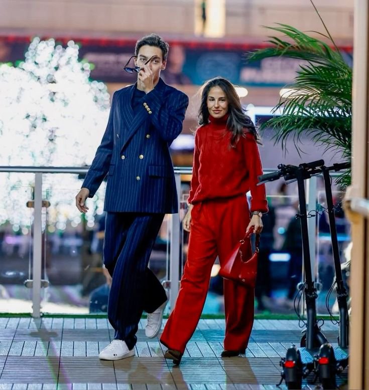 63nius's tweet photo. just so you guys know... the last time carmen wore red in las vegas 2024... https://t.co/2cf1Varylf