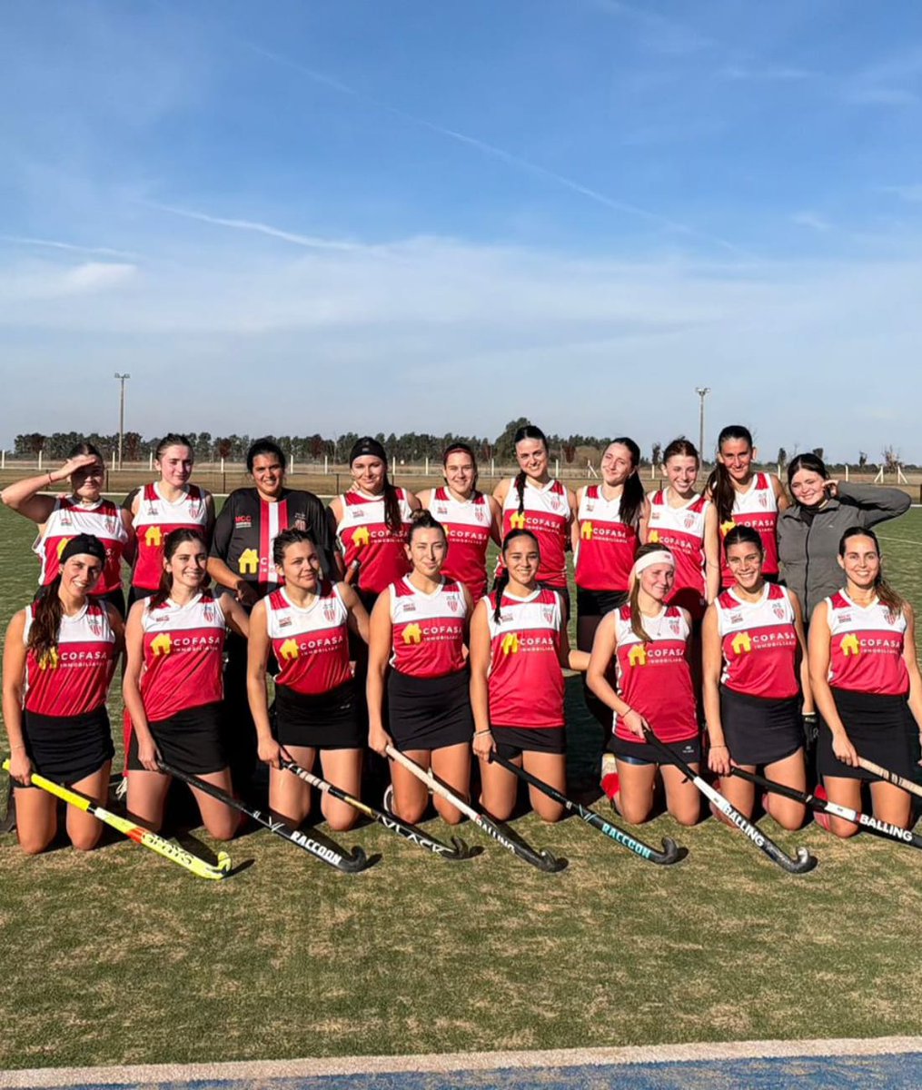 FranjaColonista's tweet photo. #Hockey ¡GAAANOOOO COOOLOOOOON!

Por la fecha 6 del Torneo Dos Orillas Colón de San Justo venció 3-2 a Atlético Franck con goles de Sofi Lazzaroni x2 y Euge Amado. Reserva cayó 4-1. El resto de los resultados:

Sub 16 cayó 3-0
Sub 14 cayó 2-1

VAAAMOOOOS ROOOJOOOOOO 💪🏻🏑🇦🇹 https://t.co/G8lAAsGf05