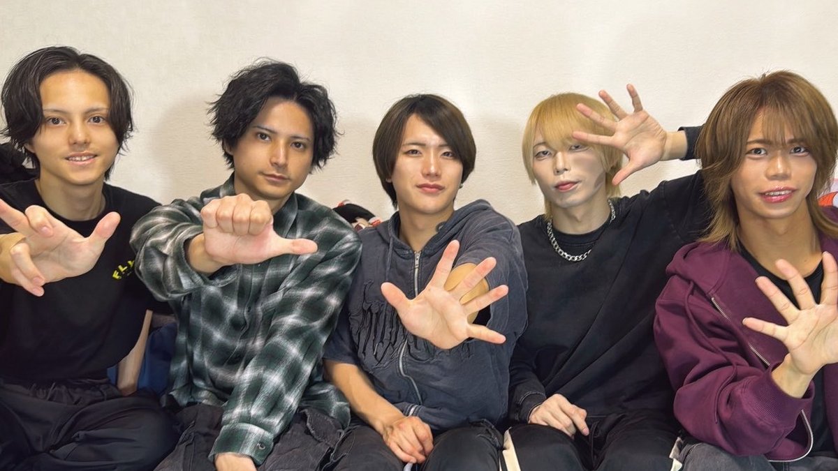 hawk_i1's tweet photo. 5月月末配信始まったよー❗️
みんな遊びに来てね～‼️🔥

https://t.co/138q6Fm65m https://t.co/iww9OHHmWb