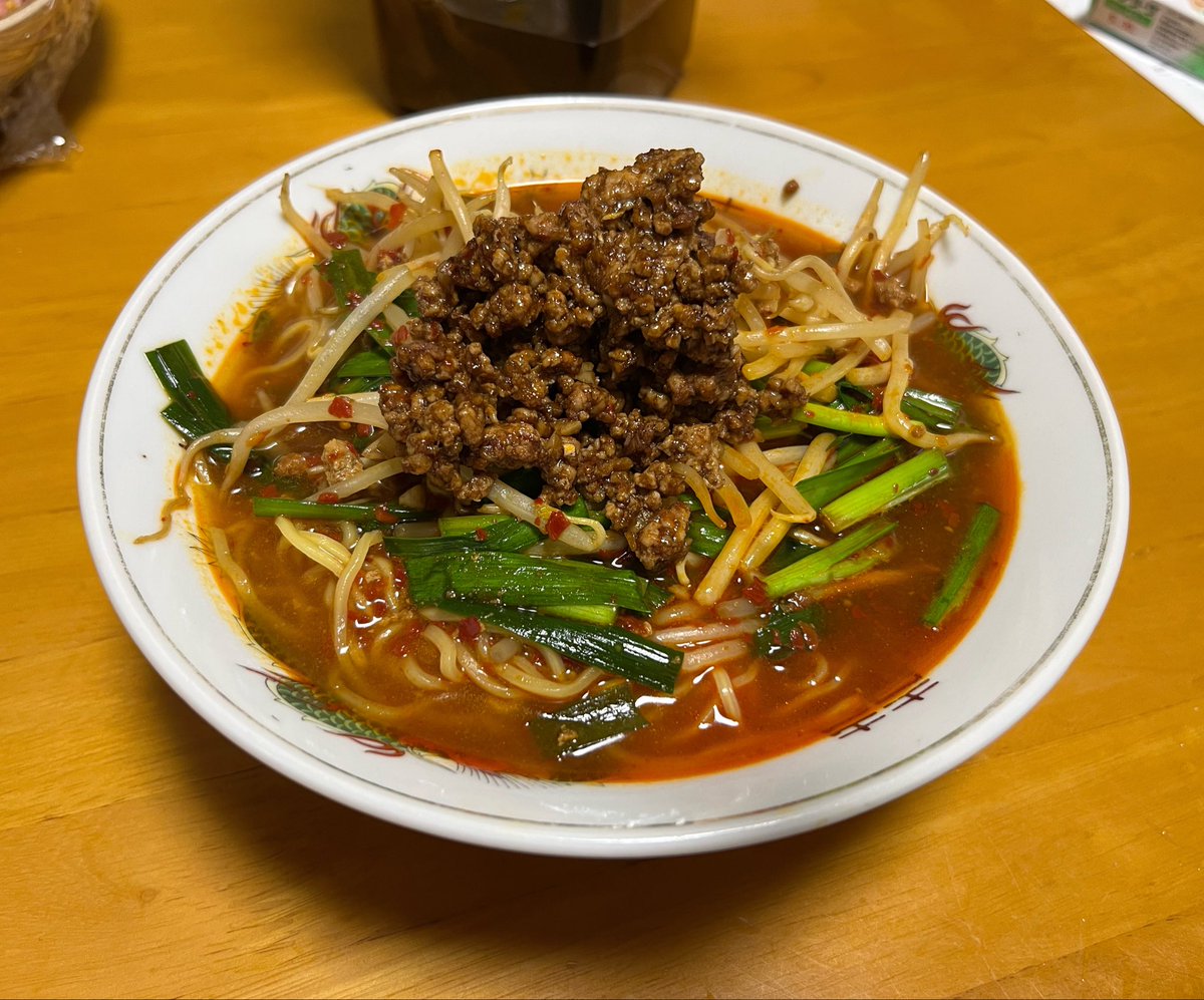 jackal_ikeda's tweet photo. 味仙ラーメン。
辛い🥵 https://t.co/Fi7TKrFHU9