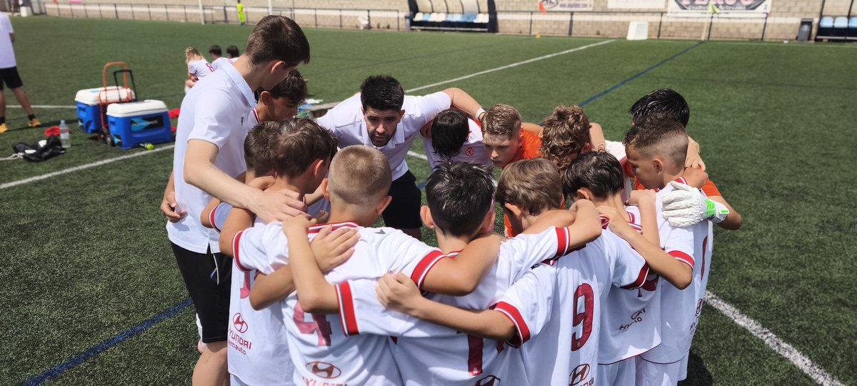 CultuAcademia's tweet photo. #CyDLBA Jornada 6
Descanso en el Área en el Sector Benjamín de campeones provinciales,
Benjamín A 4 - @LINKOavila 0 https://t.co/Le1yUfXBCq
