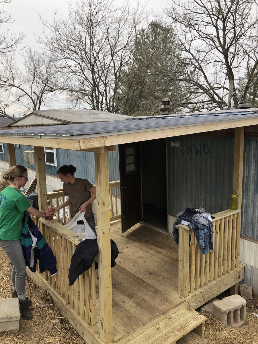 FatherJimChern's tweet photo. A college student on a Mission trip in Appalachia asked:
"Why am I happier sleeping on a cot with no Wi-Fi &amp; pure discomfort - than I am back at school?"
Because we weren’t made for comfort.
We were made for communion.
Trinity Sunday homily: https://t.co/k5XCOcVXPs https://t.co/aZk1fPFfiz
