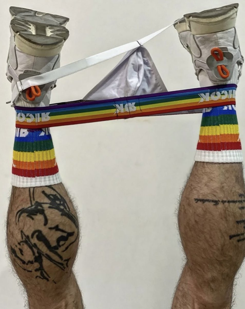 rograndao's tweet photo. Pride chegando use @ricokcouture 🏳️‍🌈🦄🌈 https://t.co/GEoHrgiDBz