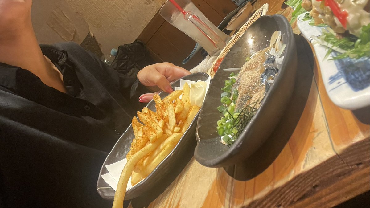 Twitte_nag5's tweet photo. C級プロラテンは準決。
差し入れや撮影、有難うございました🐠

試合初観戦の親族、ちゃんとヒートとか理解して見てた様でホッ…。
ほっこりしてたら、まさかのヅカ視点での講評を頂くなど。しょ、精進します🐥

＃バイバイ動画写れたから
＃なぐポテ https://t.co/uUL7hVm9w9