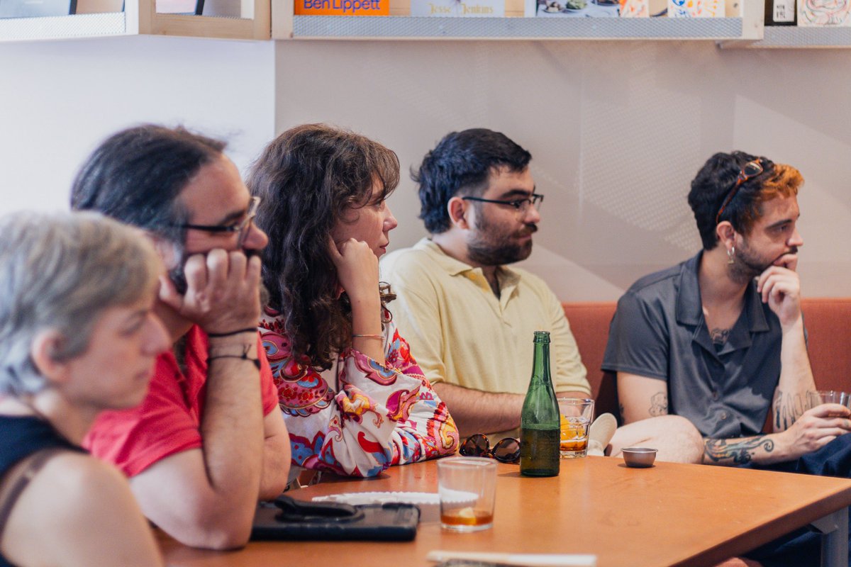HumansFest's tweet photo. En el primer Vermuts Humans, la temàtica ha estat “Joventut i salut mental”.

Hem tractat temàtiques com la sobre-medicació en psiquiatria, la importància del moviment i el vincle entre ment i cos. 

#HumansFest2026 https://t.co/sNCcAHRxa0