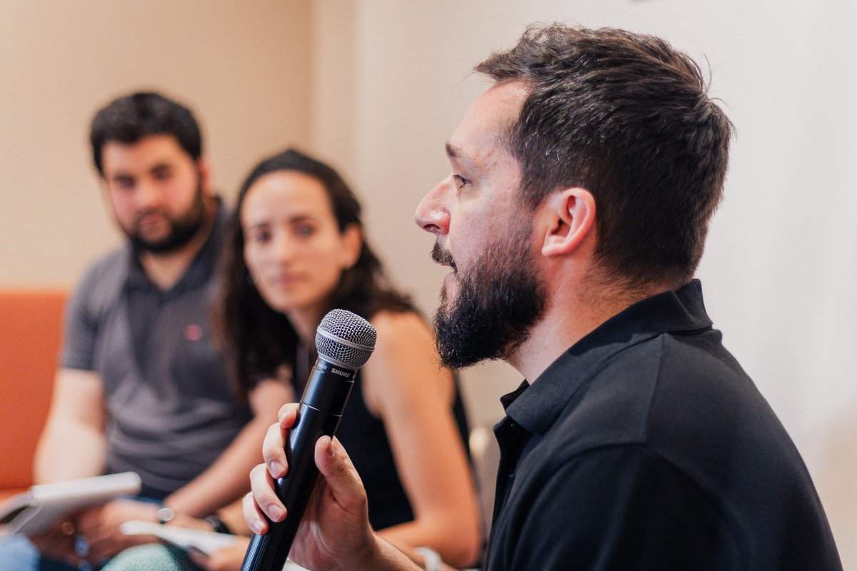 HumansFest's tweet photo. En el primer Vermuts Humans, la temàtica ha estat “Joventut i salut mental”.

Hem tractat temàtiques com la sobre-medicació en psiquiatria, la importància del moviment i el vincle entre ment i cos. 

#HumansFest2026 https://t.co/sNCcAHRxa0