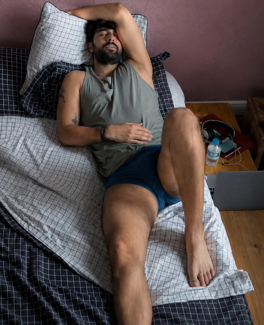 akypic's tweet photo. Sometimes we sleep early, not out of a love for sleep, but because there's nothing left worth staying awake for..🥀❤️‍🩹

#EnginAkyürek https://t.co/pPwQoD7LDh