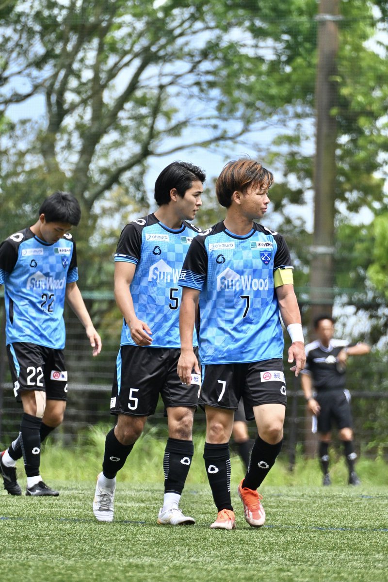 ssizu2016's tweet photo. [TOP]
本日の試合結果

◼︎試合結果
SS伊豆 0-1 VOYAGERS

◼︎得点
なし

対戦頂きましたVOYAGERSの皆様、応援に来て頂きました皆様、有難う御座いました https://t.co/V7YHIg3aRs