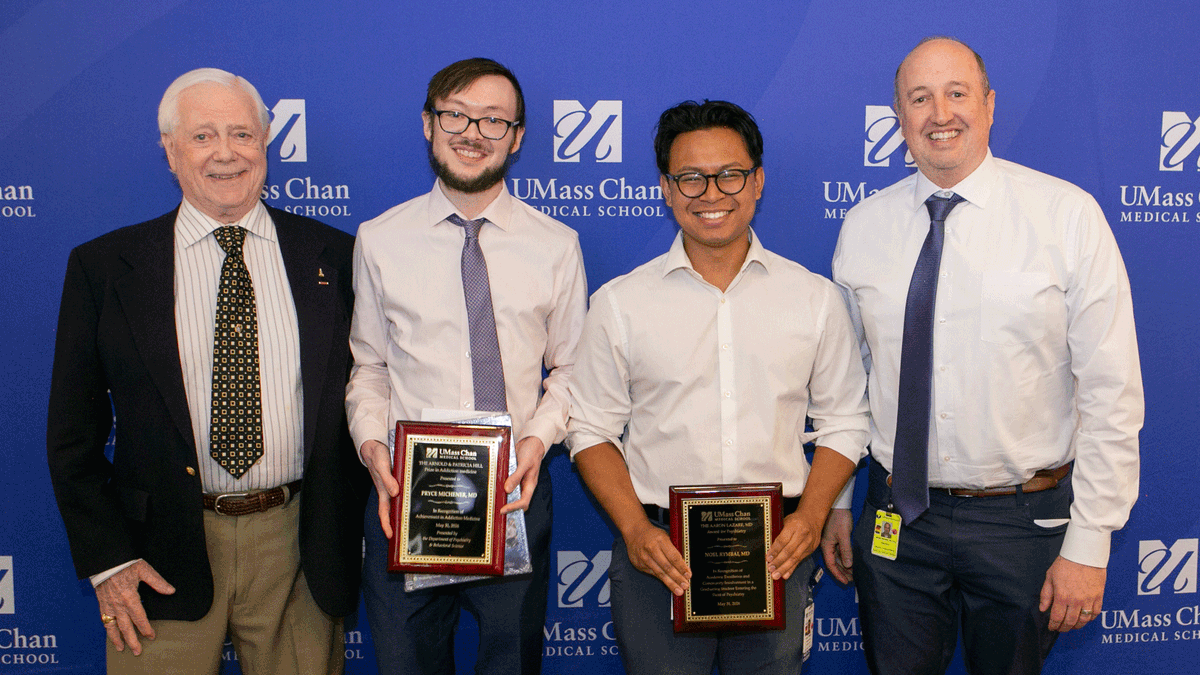 UMassChan's tweet photo. Graduating medical students were honored during the T.H. Chan School of Medicine’s annual awards event on Friday, including Chancellor's Award winner Riley Magane, who matched in internal medicine at @UConnHealth: https://t.co/8A67JEFumP

#UMassChan2026 #UMass @UMass @UMassMDPhD https://t.co/yRJ8cy8dNo