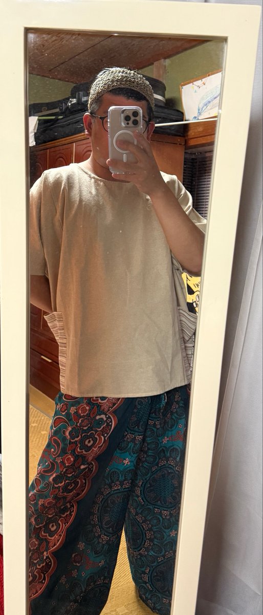 Parao_Rootless's tweet photo. 昨日からネパールパラ男、略してネパーラ男登場。
夏の野外はネパーラ男の出番が増えるかもしれない。
3枚目は新しく買ってきた💸 https://t.co/6vx75hgoGk