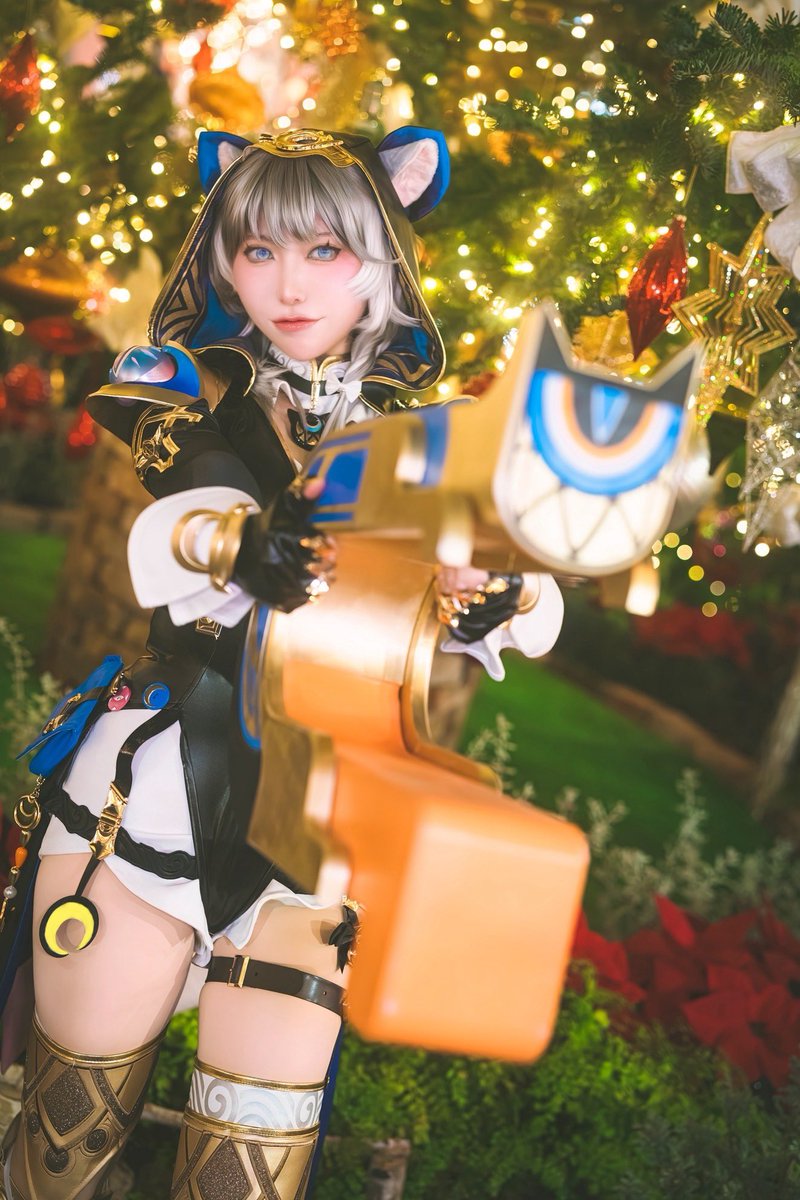 dona_cos's tweet photo. Cosplay 

金貨ぱくぱく　スタート〜！！

📸若葉さん
#HonkaiStarRail #Cipher https://t.co/X7ANs0Raly