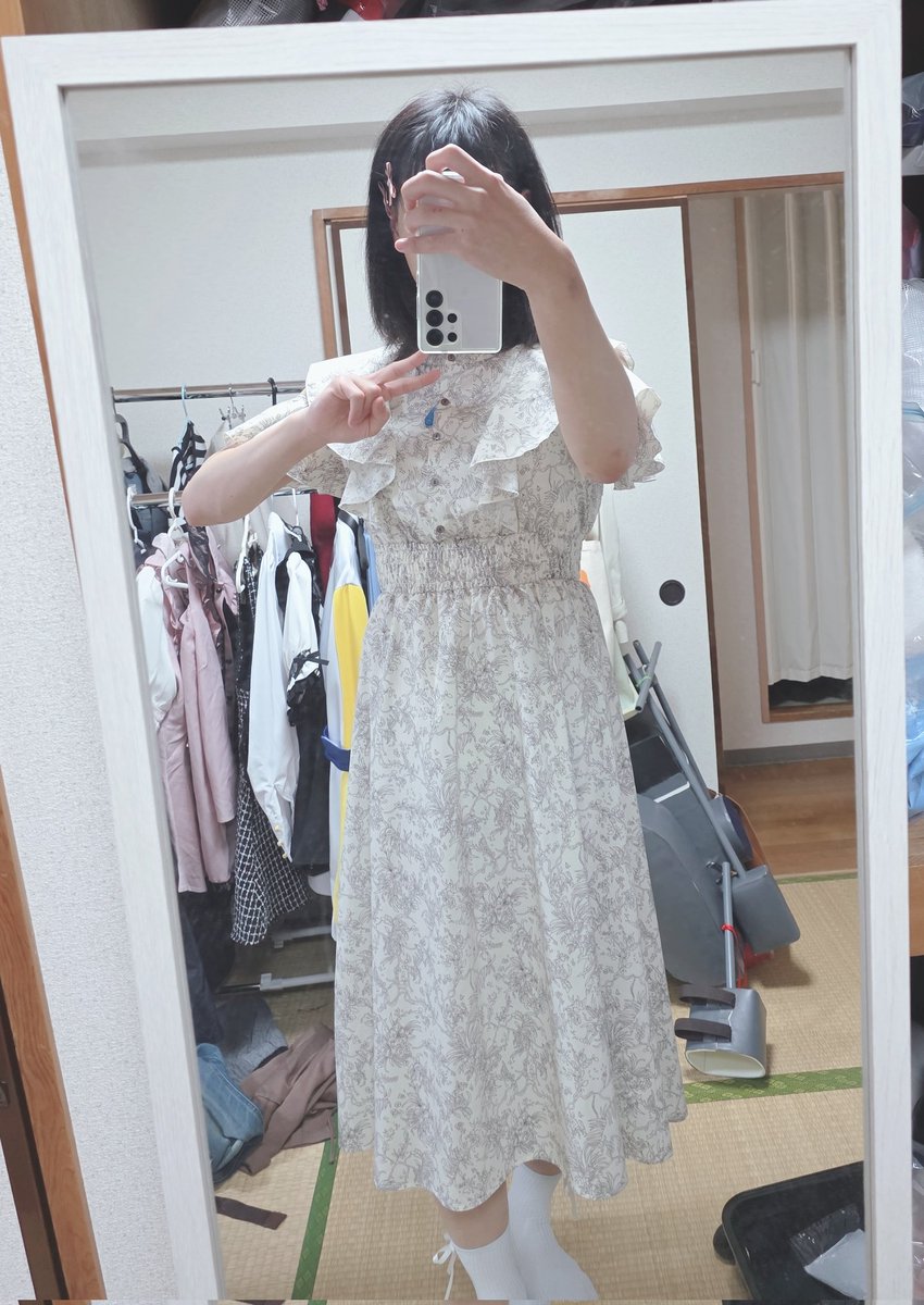 shingata_cold's tweet photo. 今月は3分の1もこっちの姿だったらしい https://t.co/heXGehMrnv
