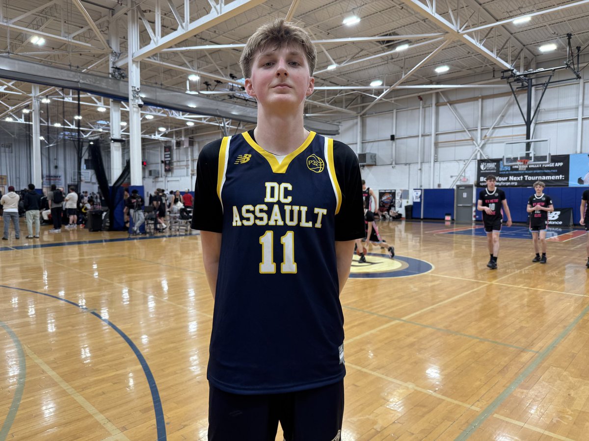 pr0ia's tweet photo. Sat. Standouts @p32league 

17u
J. Drayton- DC Assault
P. Feamster- MLE Philly 📸
A. Chadwick -WV Hustle
S. Nix- DC Assault
J. Lazaridis- Florida Bayhawks 
M. Dunbar- DC Assault
N. Moore- DC Assault
Elijah Farrington- HIM 

16u
D. Melton- Grind Until 📸
C. Cully- DC Assault📸
L. Lee- Grind Until
B. Robinson- Battle Tested 
S. Stone- MLE Philly
J. Banks-DC Assault
C. Vaughn- Grind Until 
I. Camp -DC Assault

15u
J. Velez- DC Assault
M. Ezeamama- SKG📸
N. Jia- Mumba Academy
T. Van Ritchie- Halifax Elite