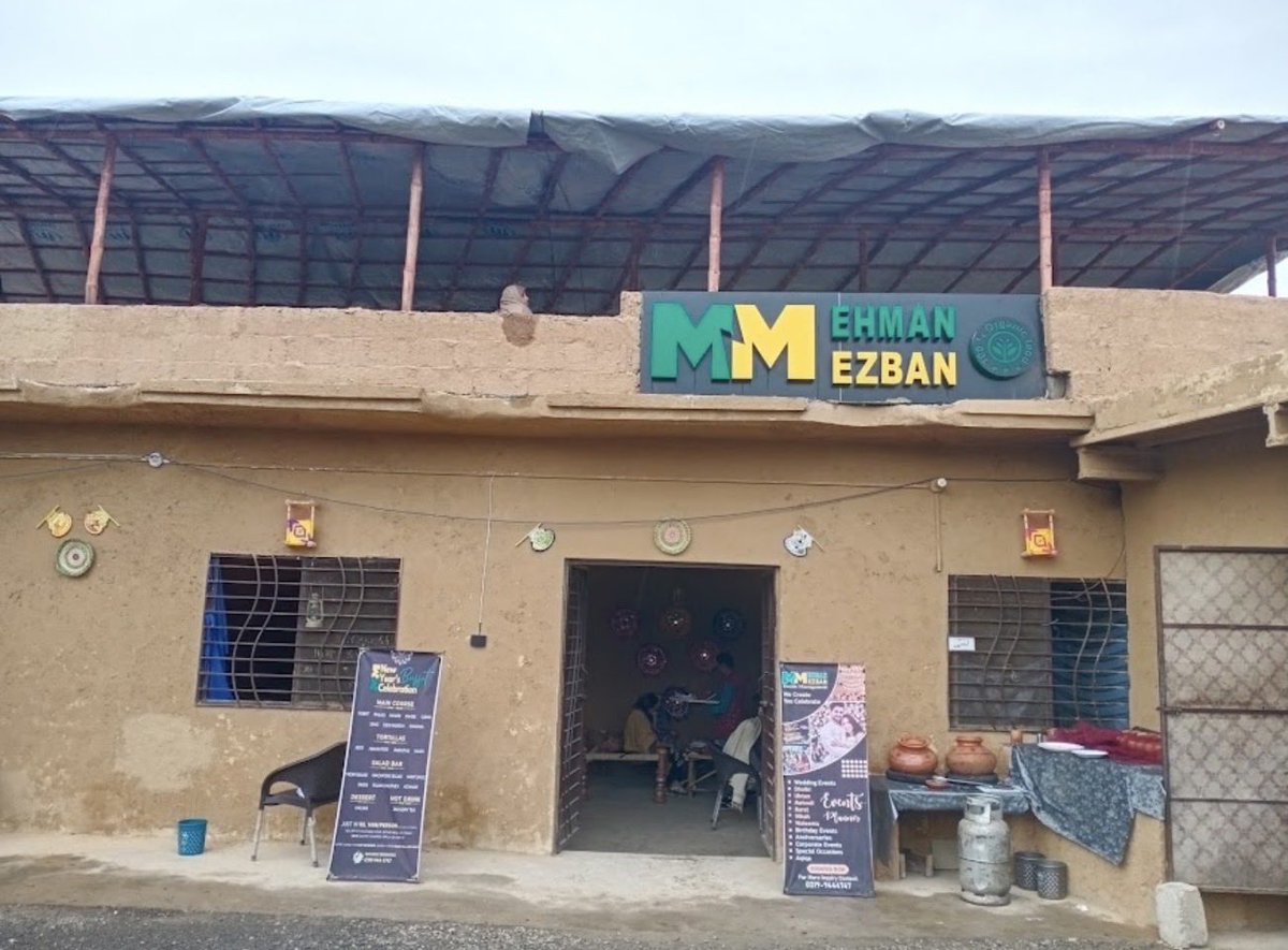 GhafoorSattii's tweet photo. @MohsinnaqviC42
@SohailAshrafGor
@CDAthecapital
@ChiefCommISB
@dcislamabad
@dranamfatima
Two restaurants in Zone-III/C-12 opposite D-12/3 are causing disturbance to D-12 residents with loud music late at night. Immediate CDA action against illegal construction is requested.
#D12 https://t.co/3auxxRn8PX
