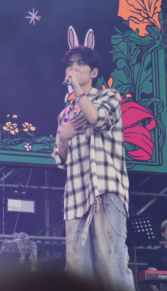 wonpiluck_'s tweet photo. 어떻게 이런 꺅둥달란트가.. #원필 https://t.co/qQcyZTr9De